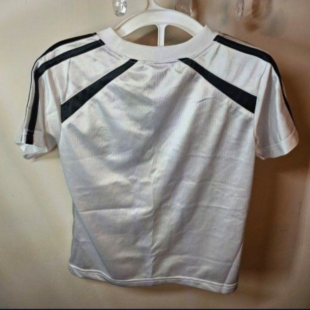 Adidas Soccer Jersey and Shorts Set For Boys Size 6T - Picture 5 of 7